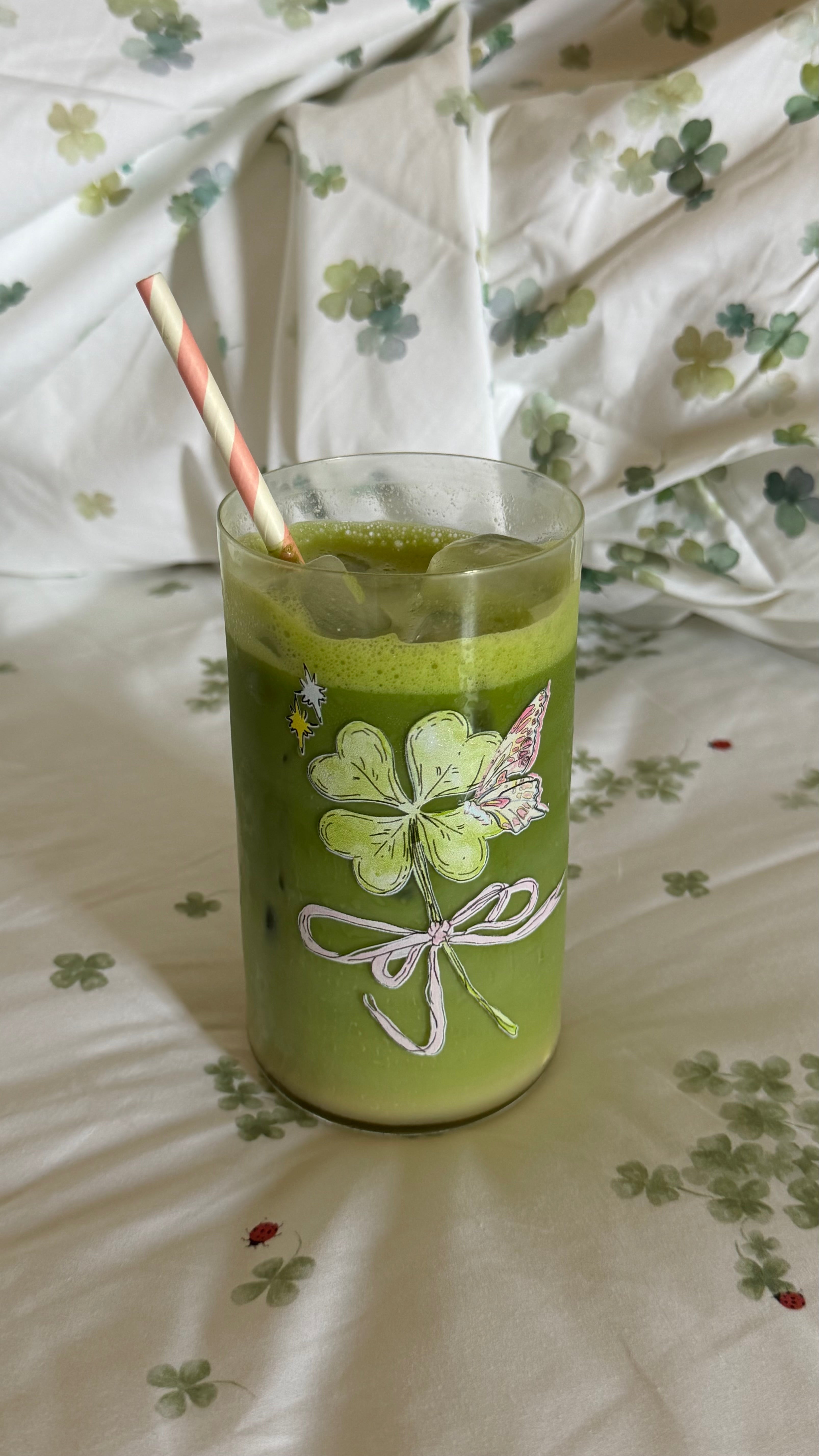 129 | lucky clover glass mug ｡⋆ ୨୧